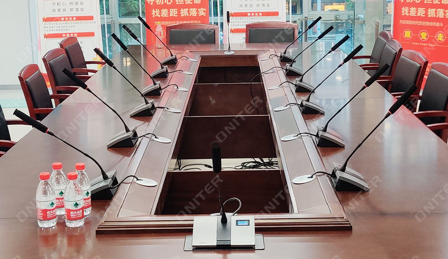 ONITER手拉手话筒应用效果 ONITER手拉手话筒应用效果