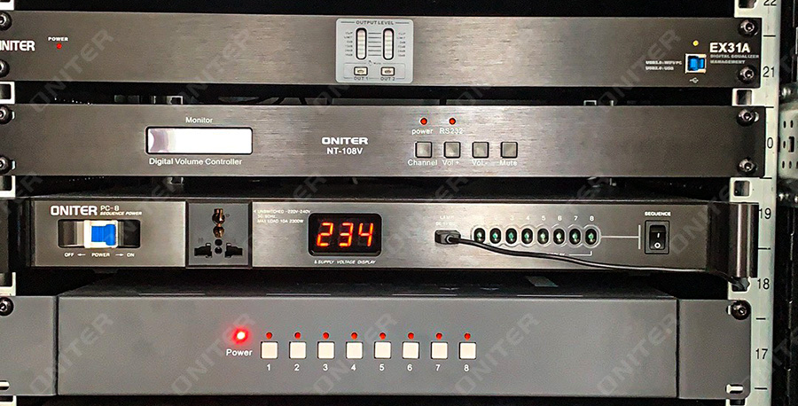 会议室设备机柜2