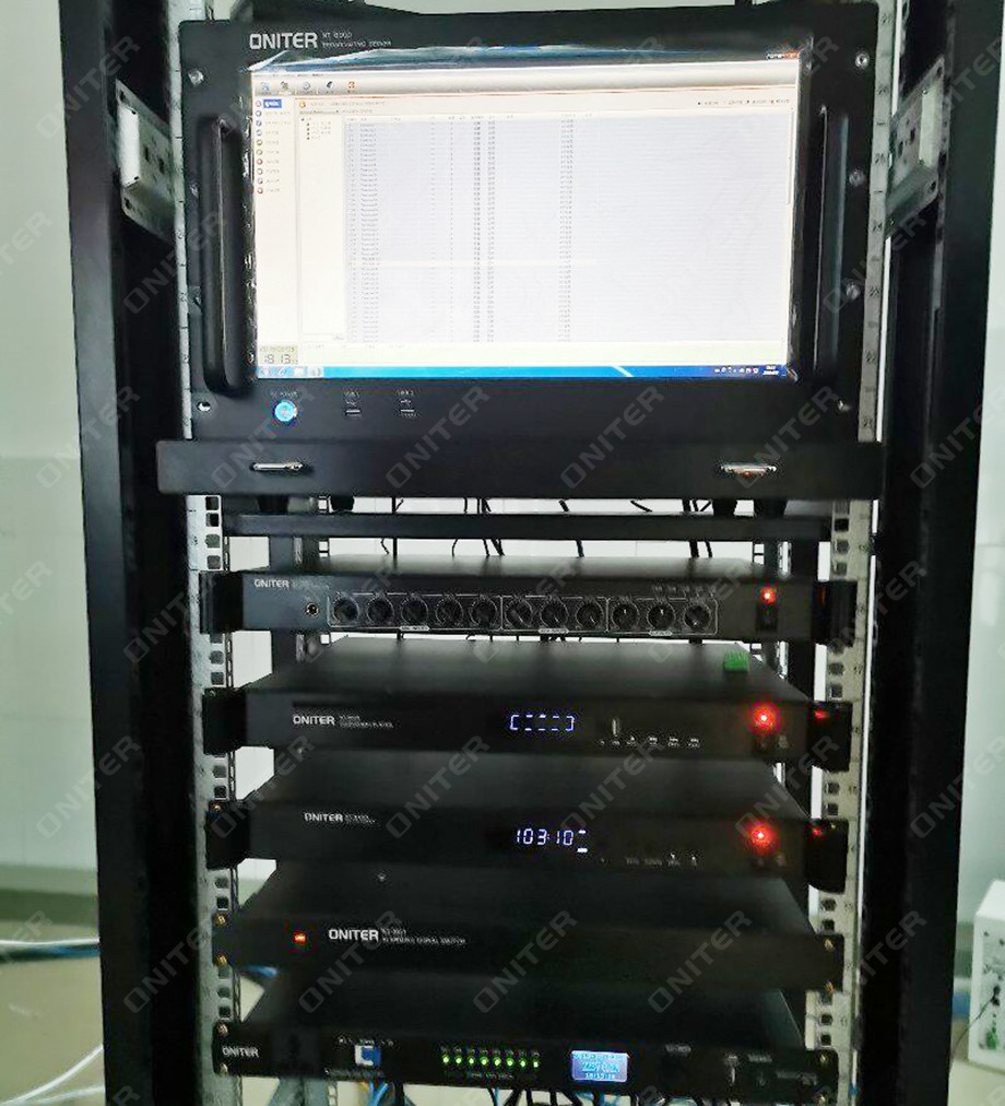 6、ONITER网络广播服务器和功放设备.jpg
