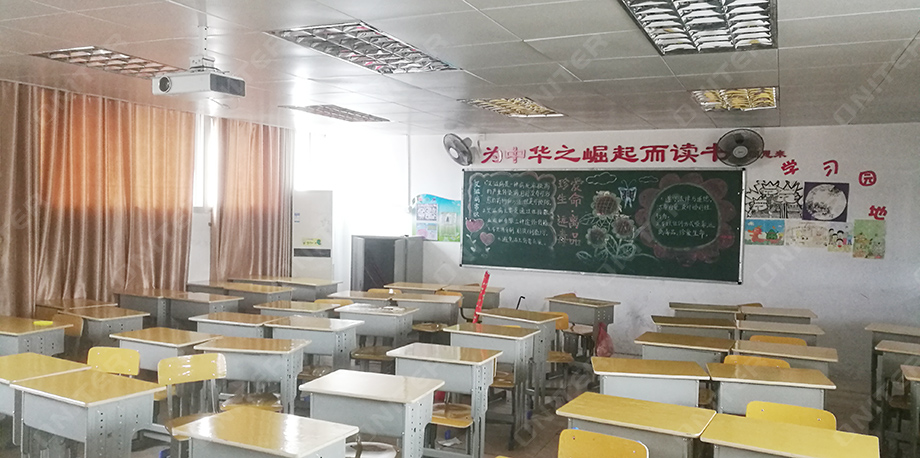 12、莆田市涵江区实验小学教室.jpg