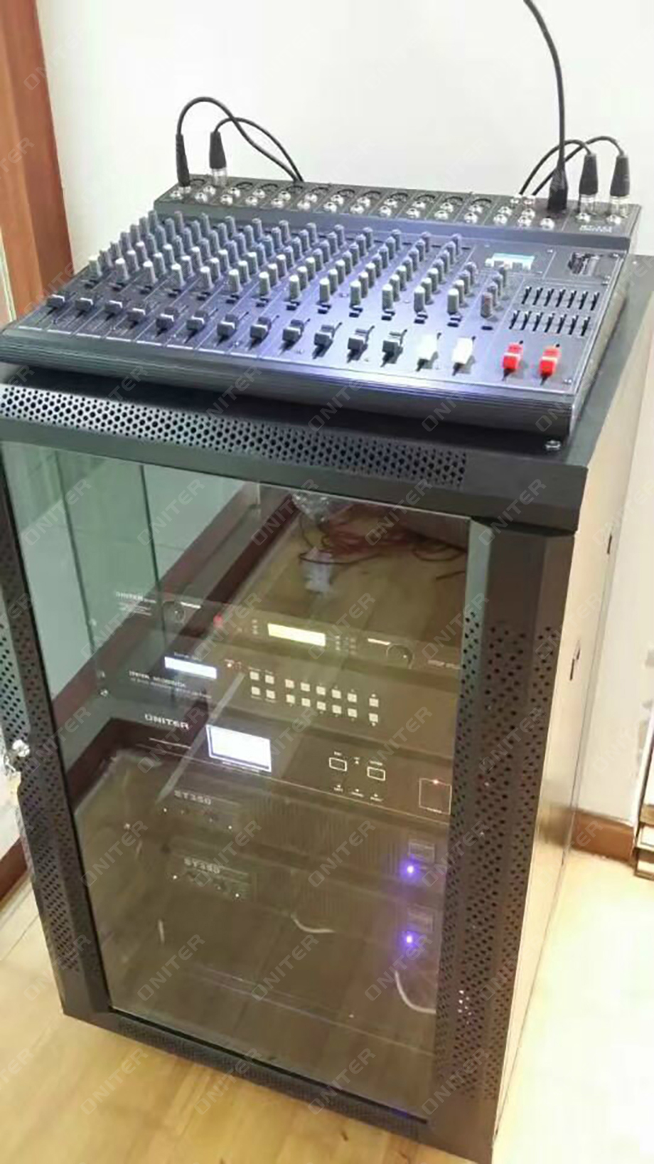 青岛建设银行市南支行-机柜.jpg 青岛建设银行市南支行-机柜.jpg