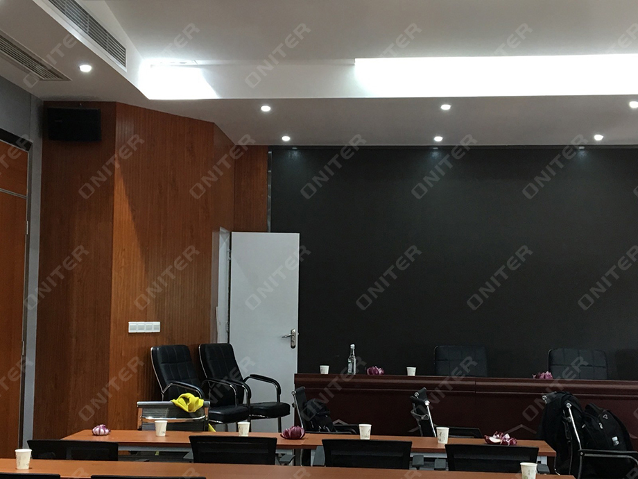 会议室环境实拍图(2).jpg 会议室环境实拍图(2).jpg