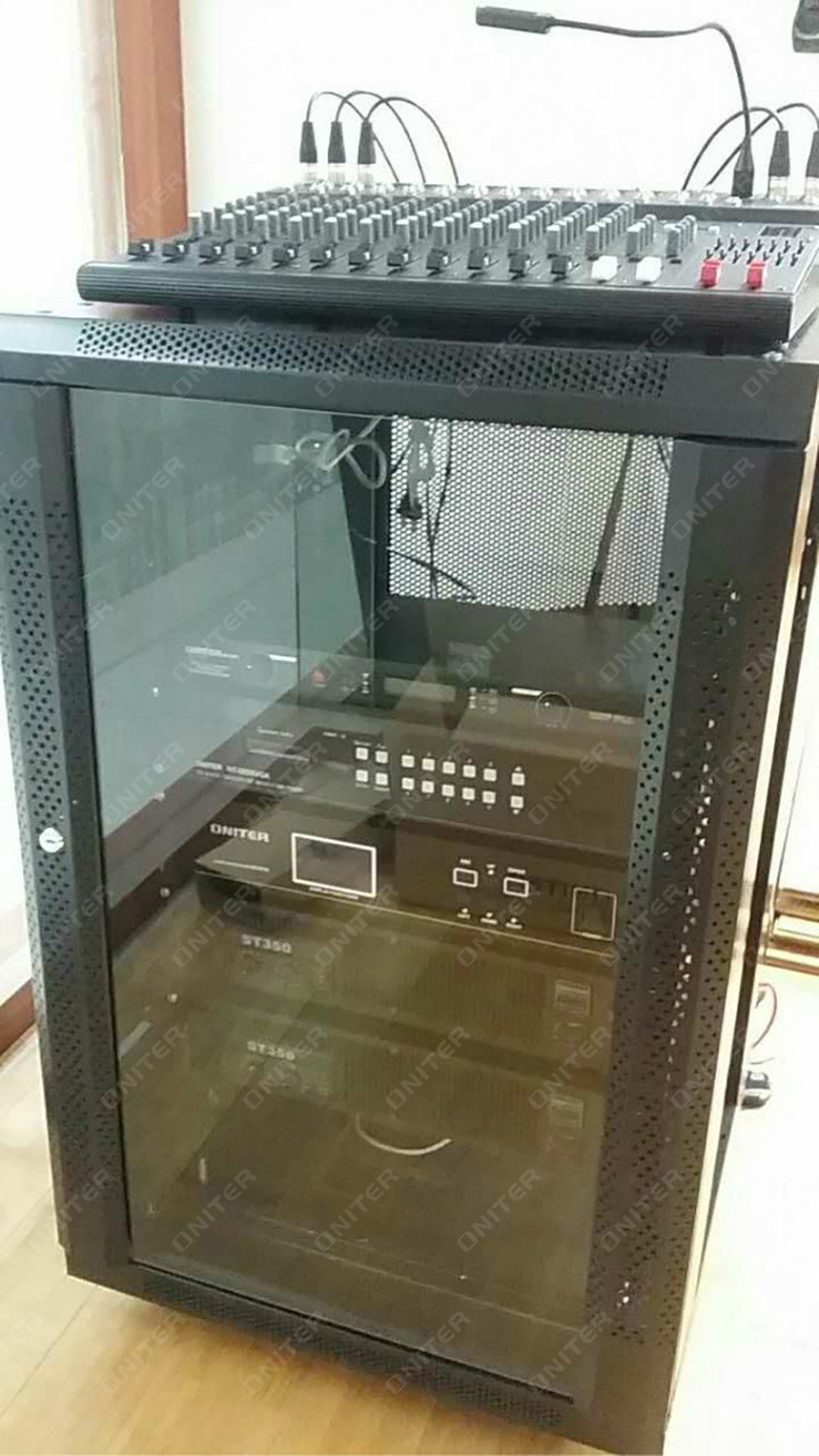 青岛建设银行市南支行-机柜2.jpg 青岛建设银行市南支行-机柜2.jpg