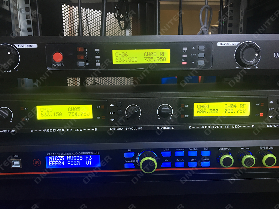 ONITER机柜设备实拍图2.jpg ONITER机柜设备实拍图2.jpg