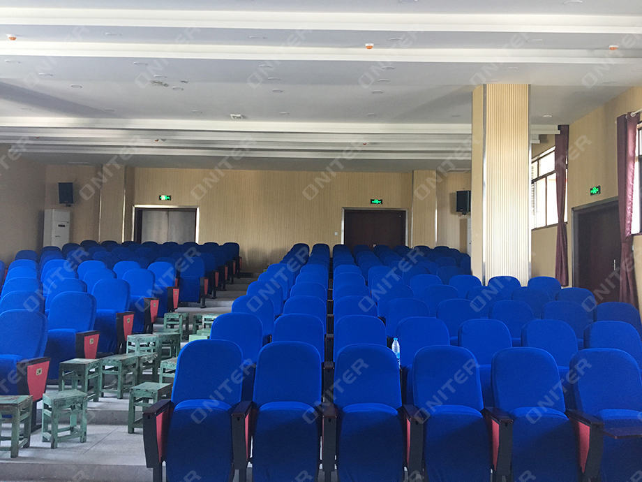 涪陵江东中心校-阶梯室环境实拍图(1).jpg 涪陵江东中心校-阶梯室环境实拍图(1).jpg