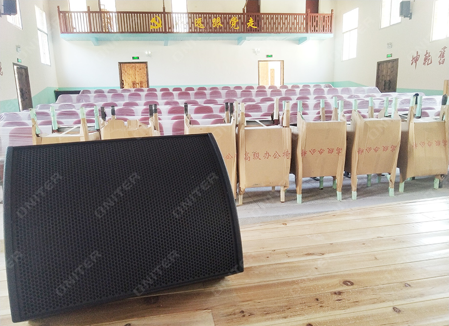 斋郎红军讲堂舞台返听音箱