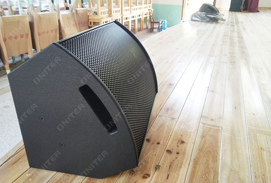 ONITER专业返听音箱安装效果