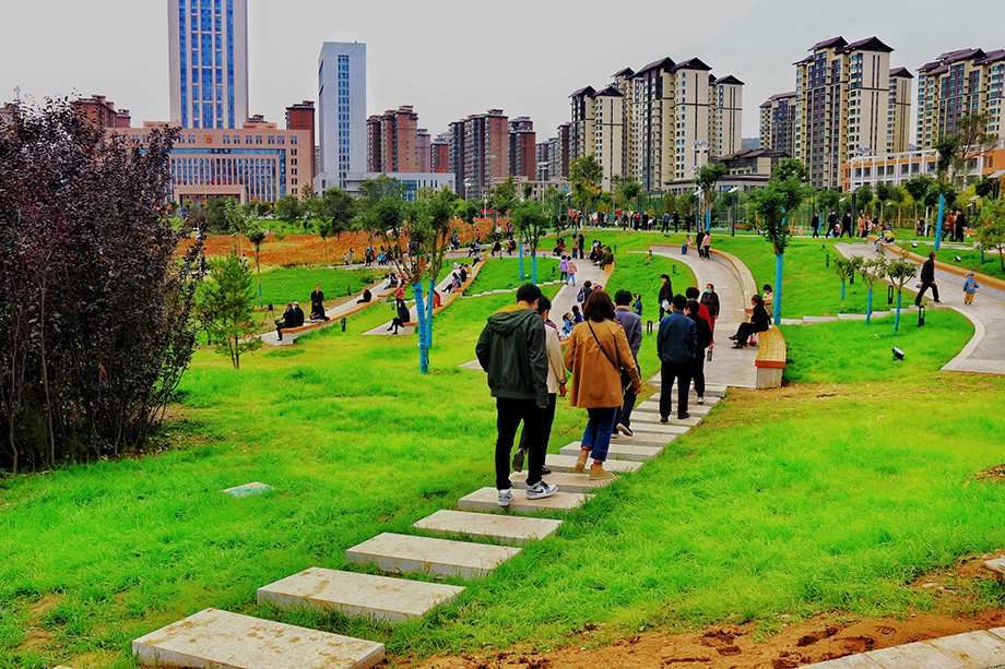 平凉城市活力公园实拍-4.jpg