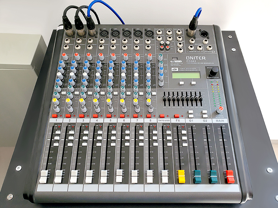 ONITER调音台.jpg