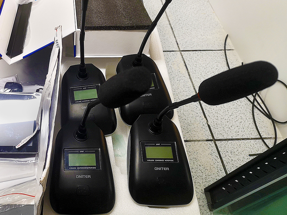ONITER无线会议话筒.jpg