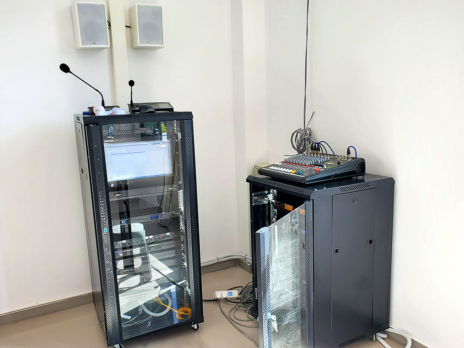 ONITER-IP网络广播系统机柜.jpg