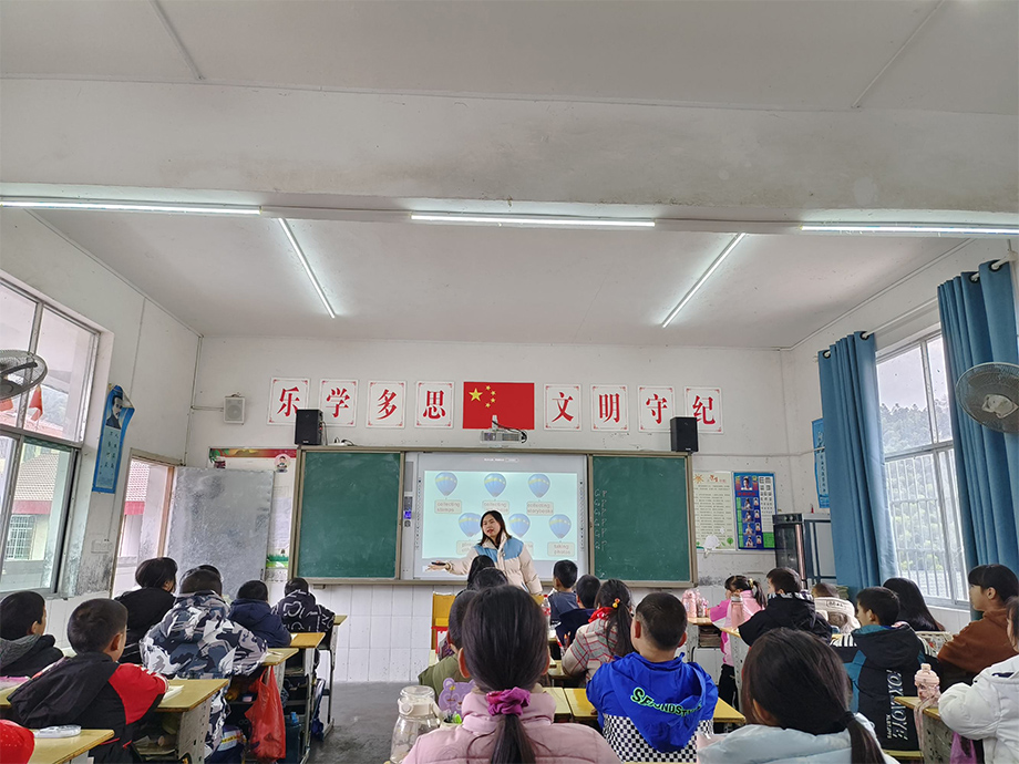 林城镇三完小-ONITER教室音箱实拍.jpg