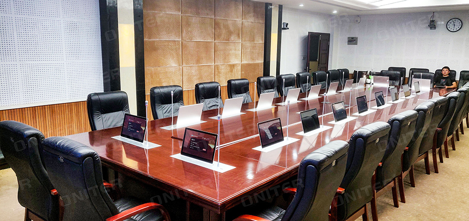 ONITER无纸化会议系统应用实拍4.jpg ONITER无纸化会议系统应用实拍4.jpg