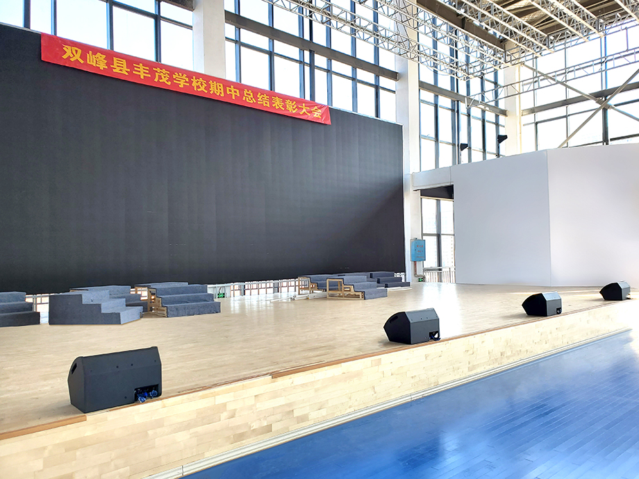 ONITER返听音箱.jpg ONITER返听音箱.jpg