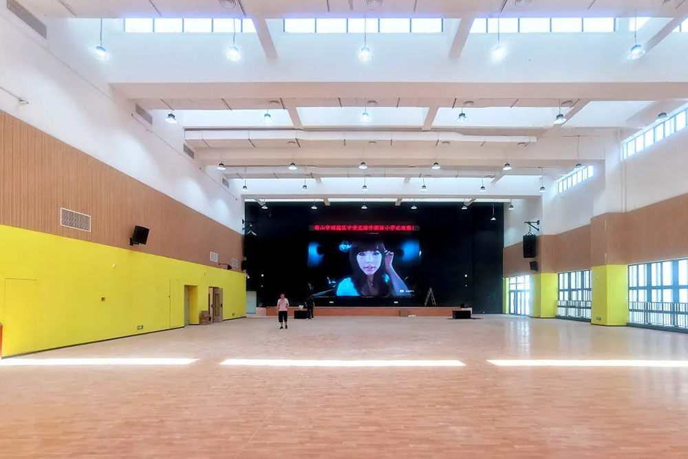 体育场馆.jpg 体育场馆.jpg