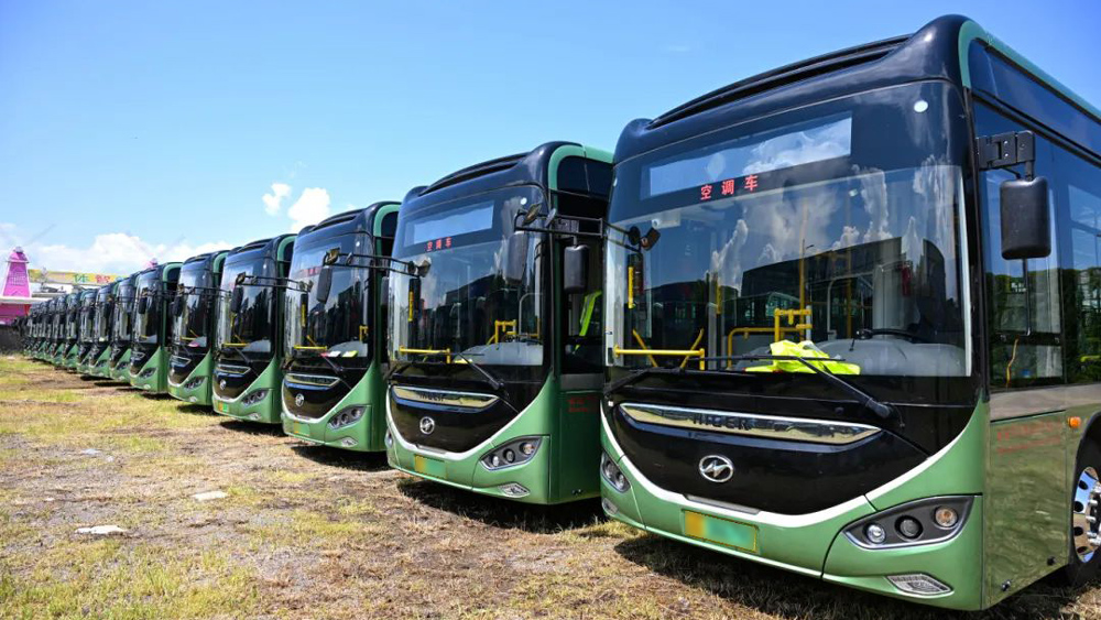 汽车.jpg 汽车.jpg